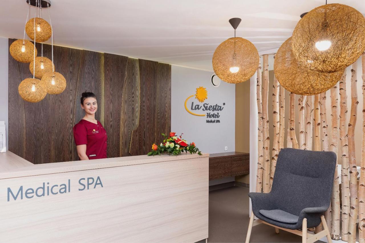 Hotel La Siesta & Medical Spa Jastrzębia Góra エクステリア 写真
