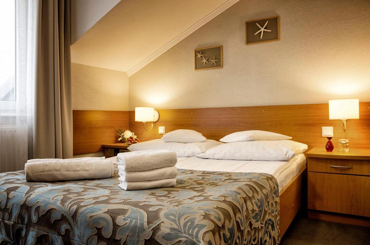 Hotel La Siesta & Medical Spa Jastrzębia Góra エクステリア 写真