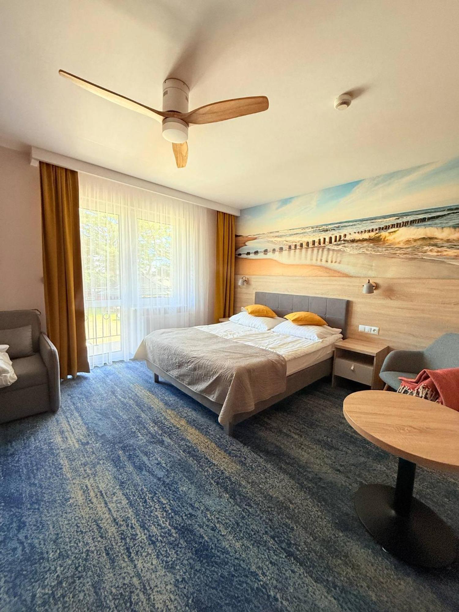 Hotel La Siesta & Medical Spa Jastrzębia Góra エクステリア 写真