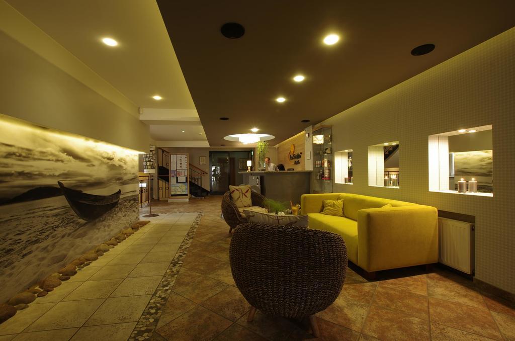 Hotel La Siesta & Medical Spa Jastrzębia Góra エクステリア 写真