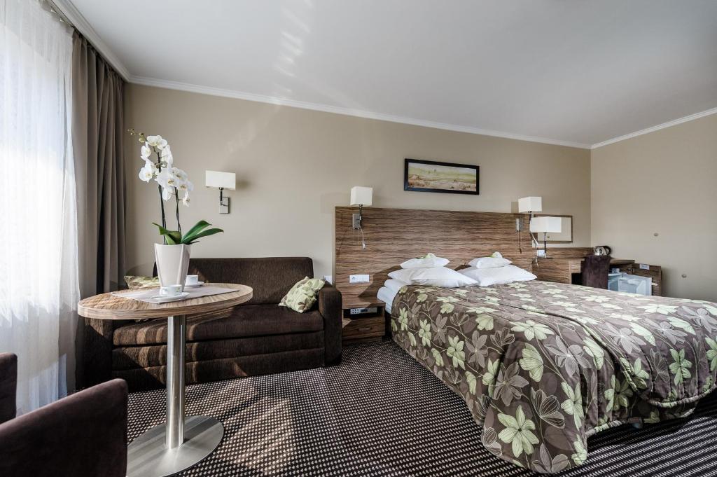 Hotel La Siesta & Medical Spa Jastrzębia Góra エクステリア 写真