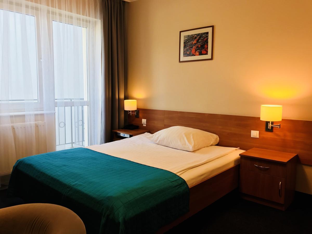 Hotel La Siesta & Medical Spa Jastrzębia Góra エクステリア 写真